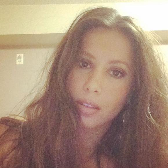 Meet your Posher, Alexandra - Picture 1 of 1